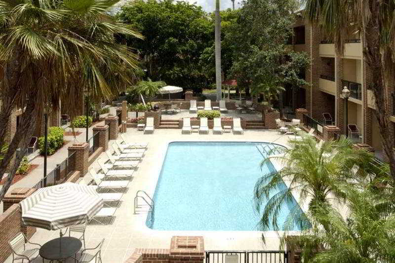 Courtyard By Marriott Fort Lauderdale City Of Плантейшен Экстерьер фото